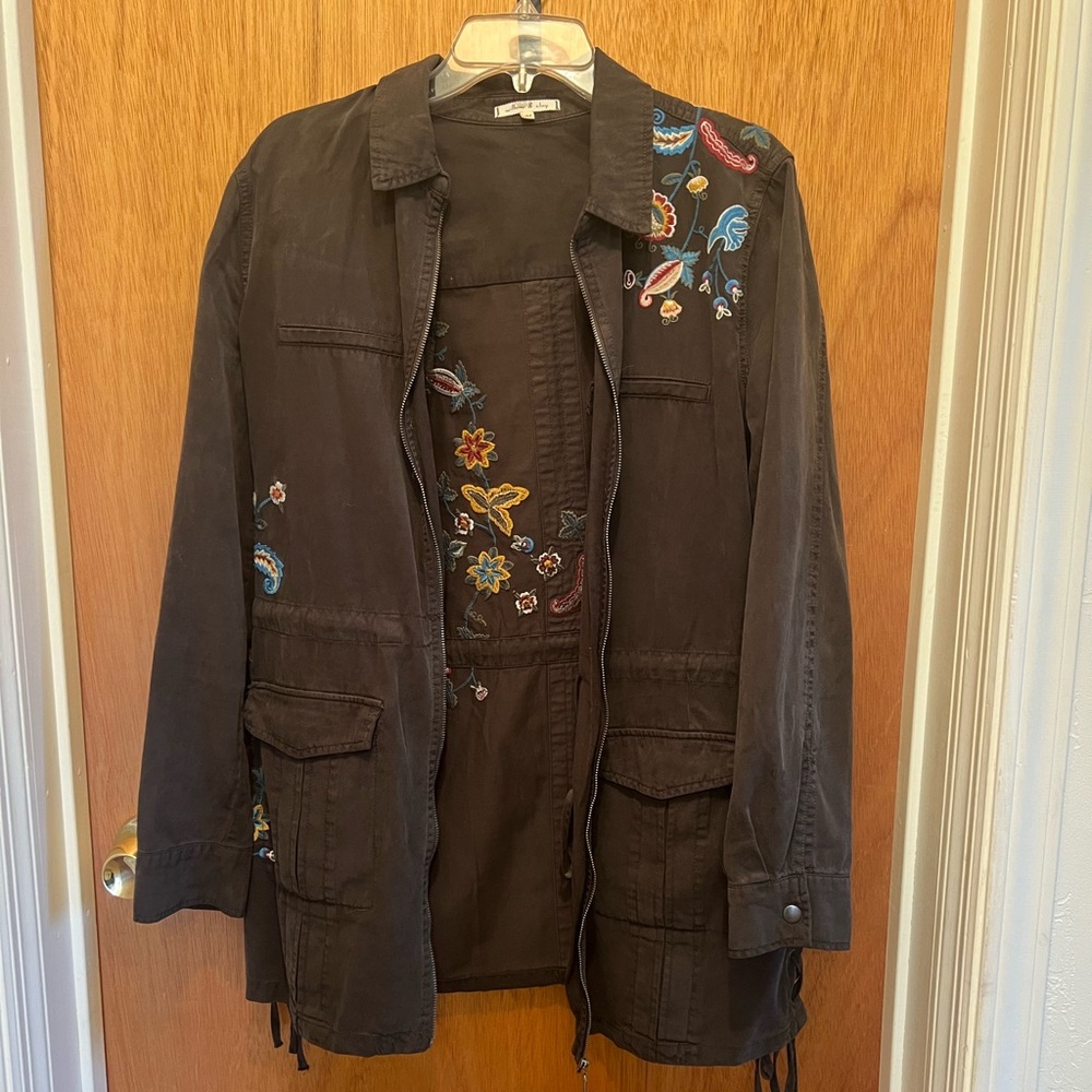 Willow & Clay women’s utility jacket size medium